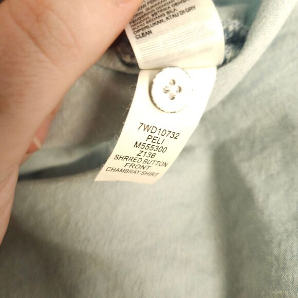 Lucky Brand Womens Large Blue Shrred Button Front Chambray Crop Top Shirt - Picture 5 of 8